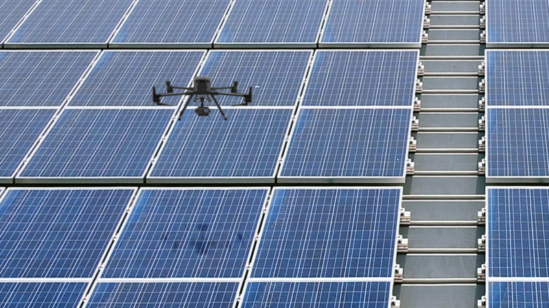 JNTY江南以无人机搭配IR Sensor热显像技术进行全方面模块健检，有效降低人力成本并提升发电量