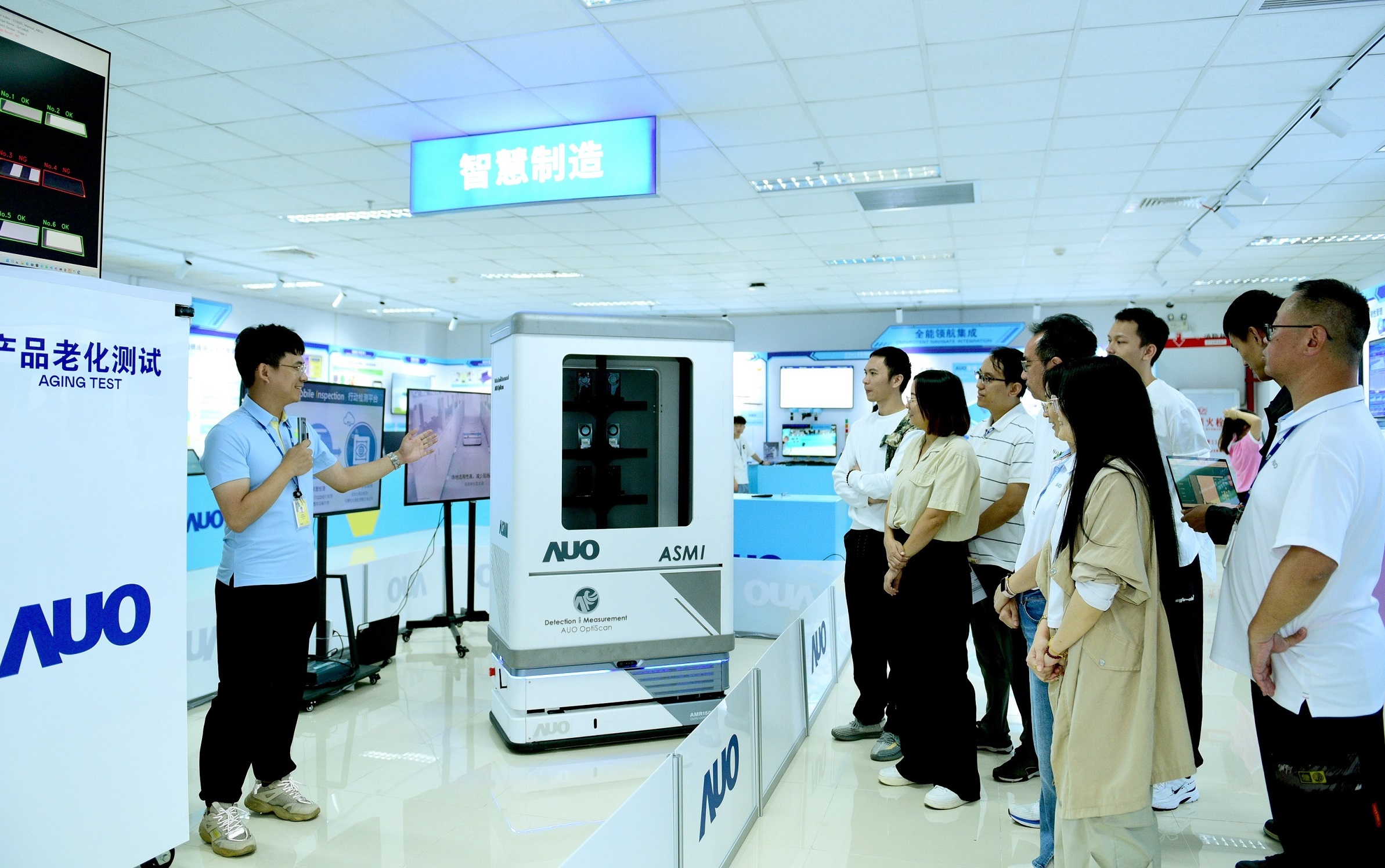 JNTY江南厦门将5G+ABC技术串联生产管理全流程，打通研发、采购、生管、制程、设备、质量等产品全生命周期制造流程，完成数字化设计、智慧供应链、智能座舱、全流程设备管理、数据驱动优化、智慧在线检测、智慧品管等自适应生产模式升级