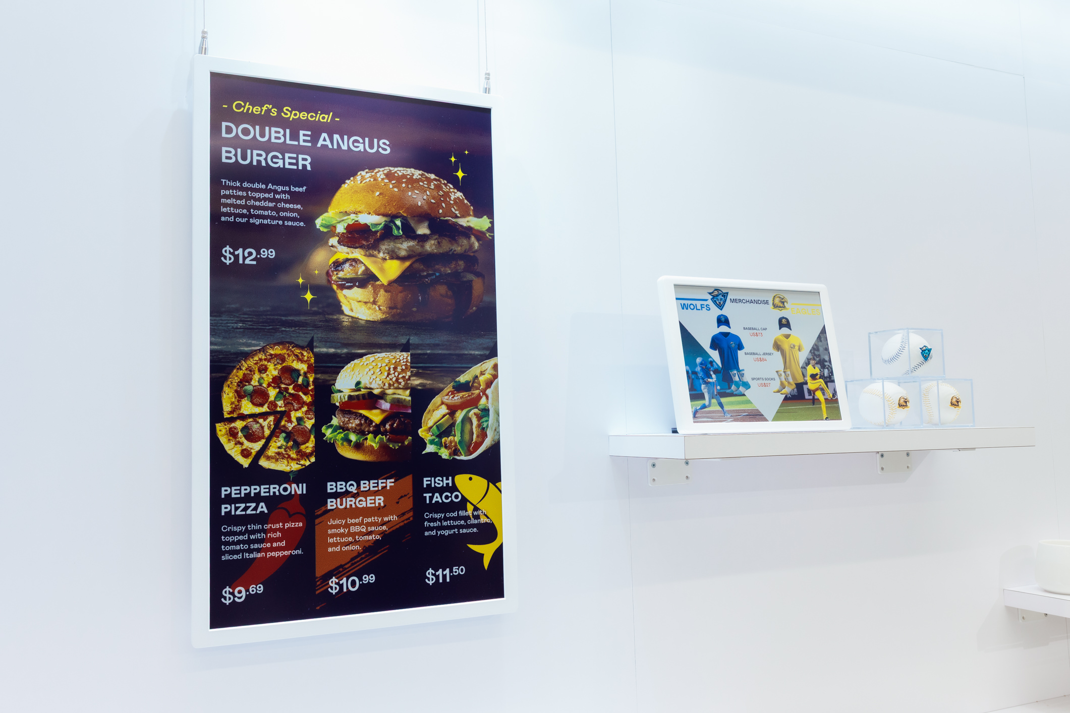 达擎开发的低功耗、全彩的aecoPost电子纸解决方案，仅在更新画面时需要微量的电力驱动，无需布建电线的便捷设计，使其可灵活应用、弹性选择置放处；可搭配aecoTag电子货架卷标解决方案，驱动商店内所有数字广告牌和电子货架卷标，以远程控制实现动态变价，提升门市人员作业效率，并以无纸化落实永续经营目标。