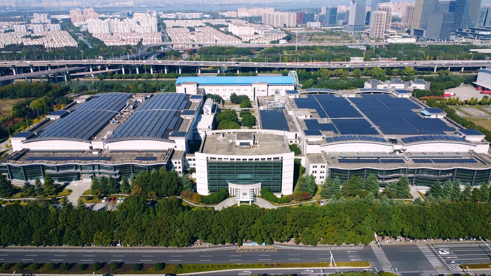 JNTY江南苏州厂获选”人才灯塔工厂” 树立数字转型人才赋能典范